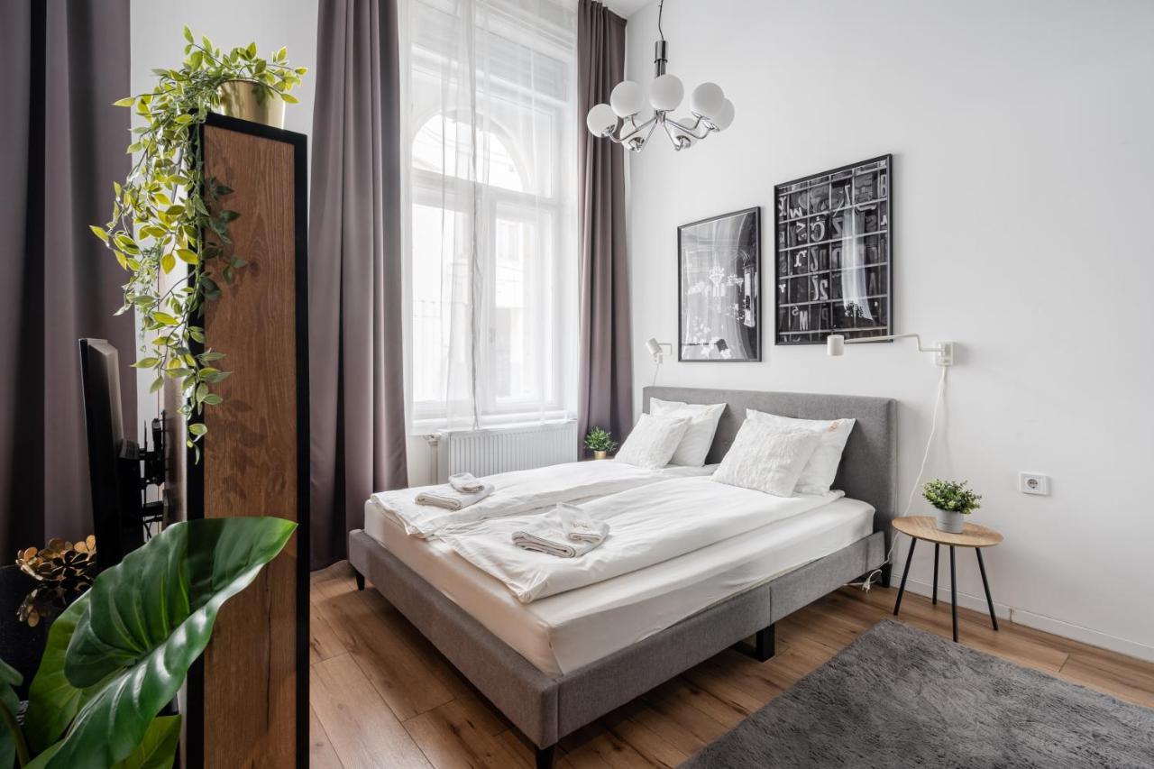 E32 - Oktogon Panorama Suite - Best Location - By Bqa Budapest Eksteriør billede